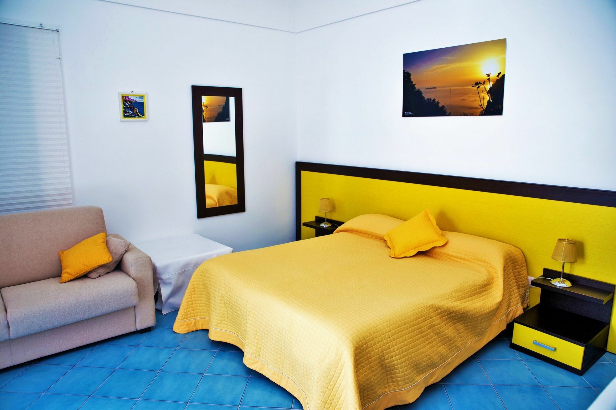Casa Nilde Bed & Breakfast Positano Exterior photo